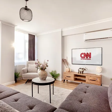 Charming Spacious 4 Big With Sweet King Beds İstanbul