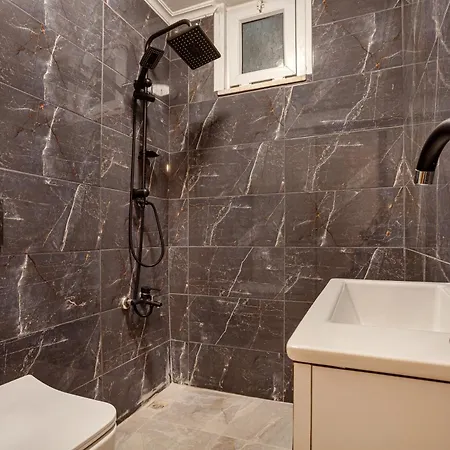 Charming Spacious 4 Big With Sweet King Beds Apartmán *