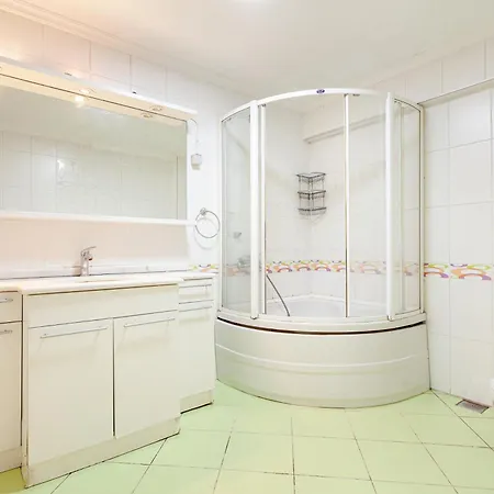 Charming Spacious 4 Big With Sweet King Beds * İstanbul